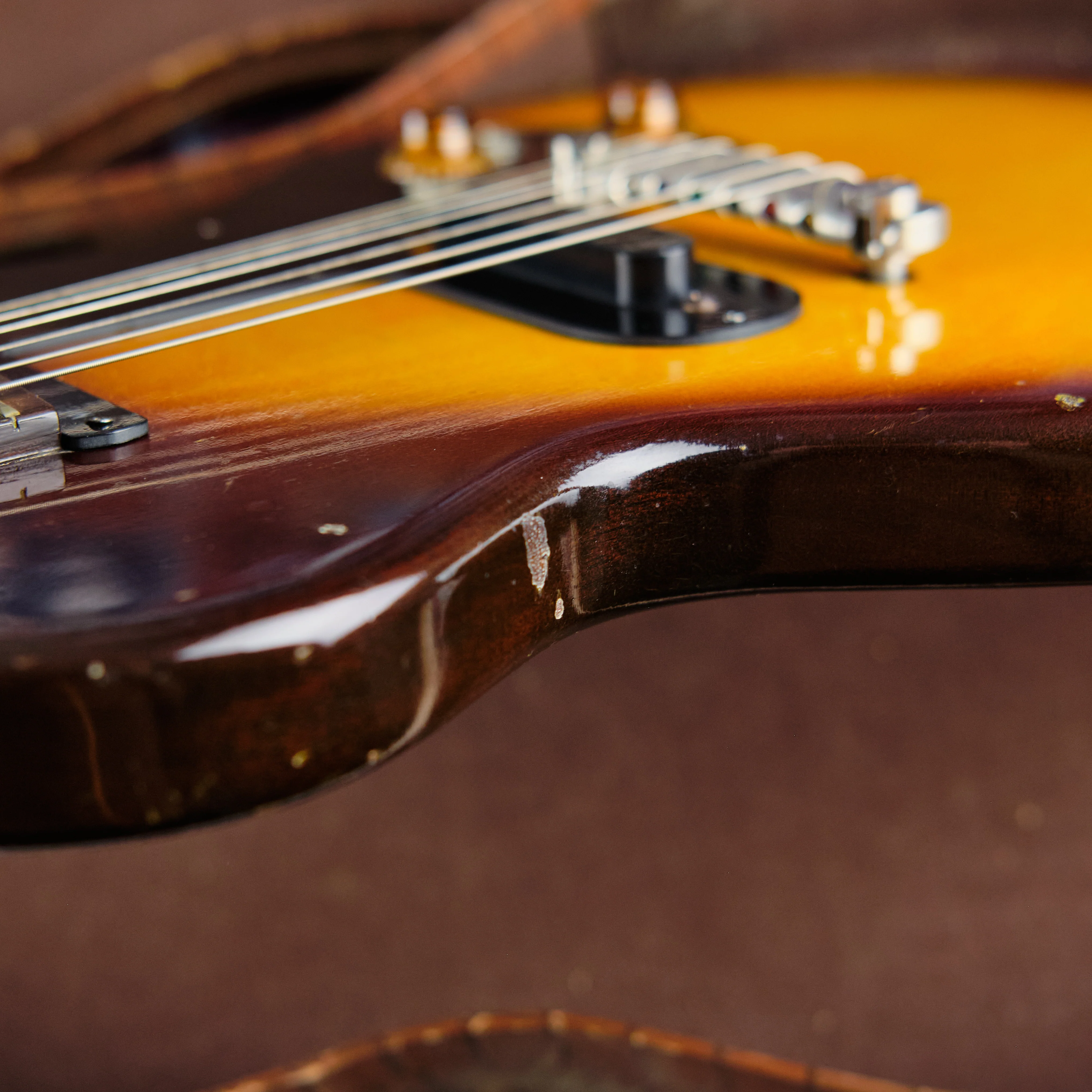 1961 Gibson Melody Maker Sunburst - Image 9