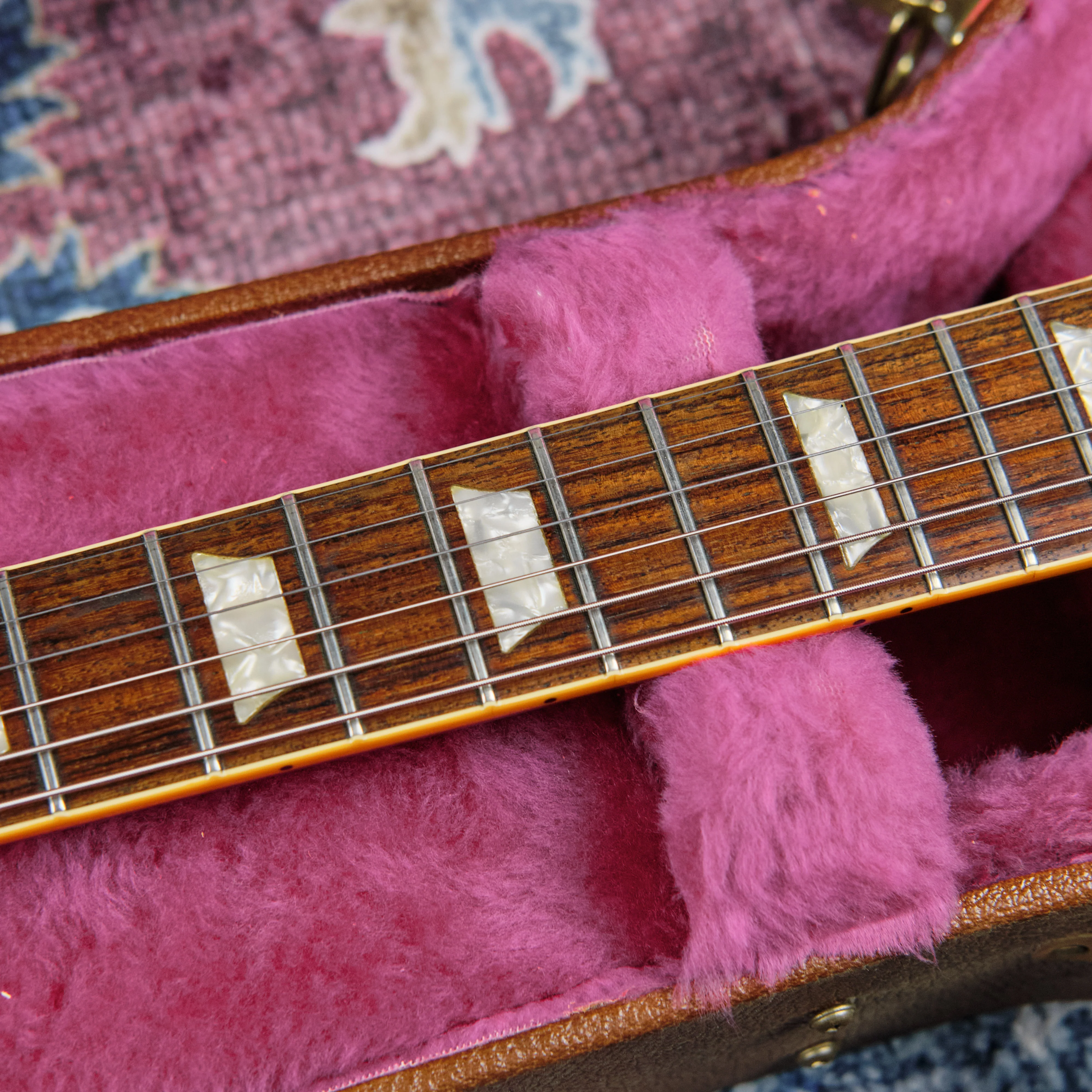 1994 Gibson Custom Shop Les Paul R6 Gold Top P90 - Image 8