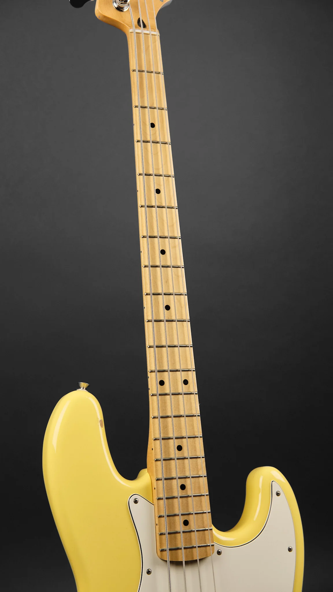 2021 Fender Player Jazz Bass Buttercream - Image 6