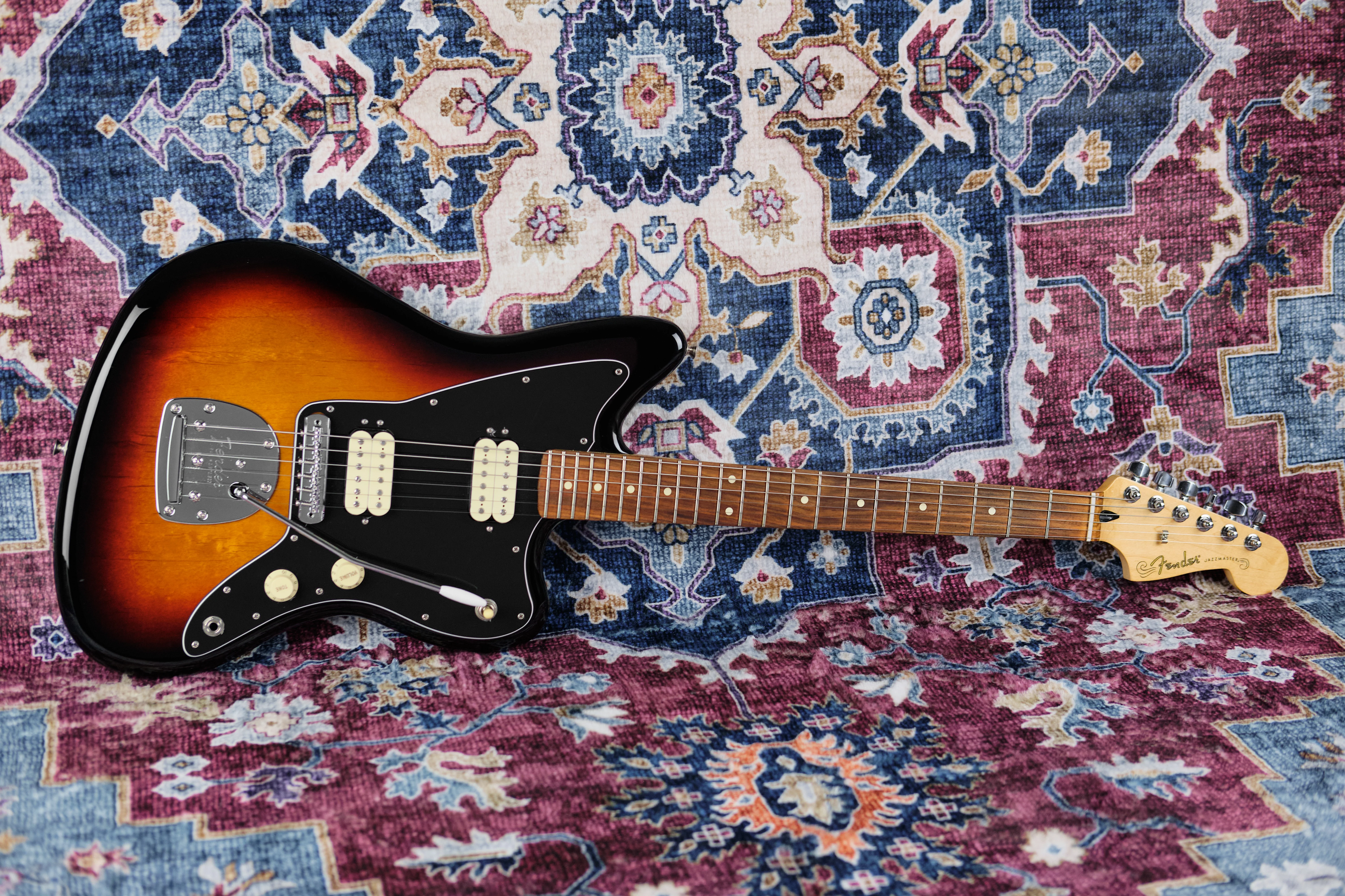 2022 Fender Player Jazzmaster 3-Colour Sunburst - Image 4