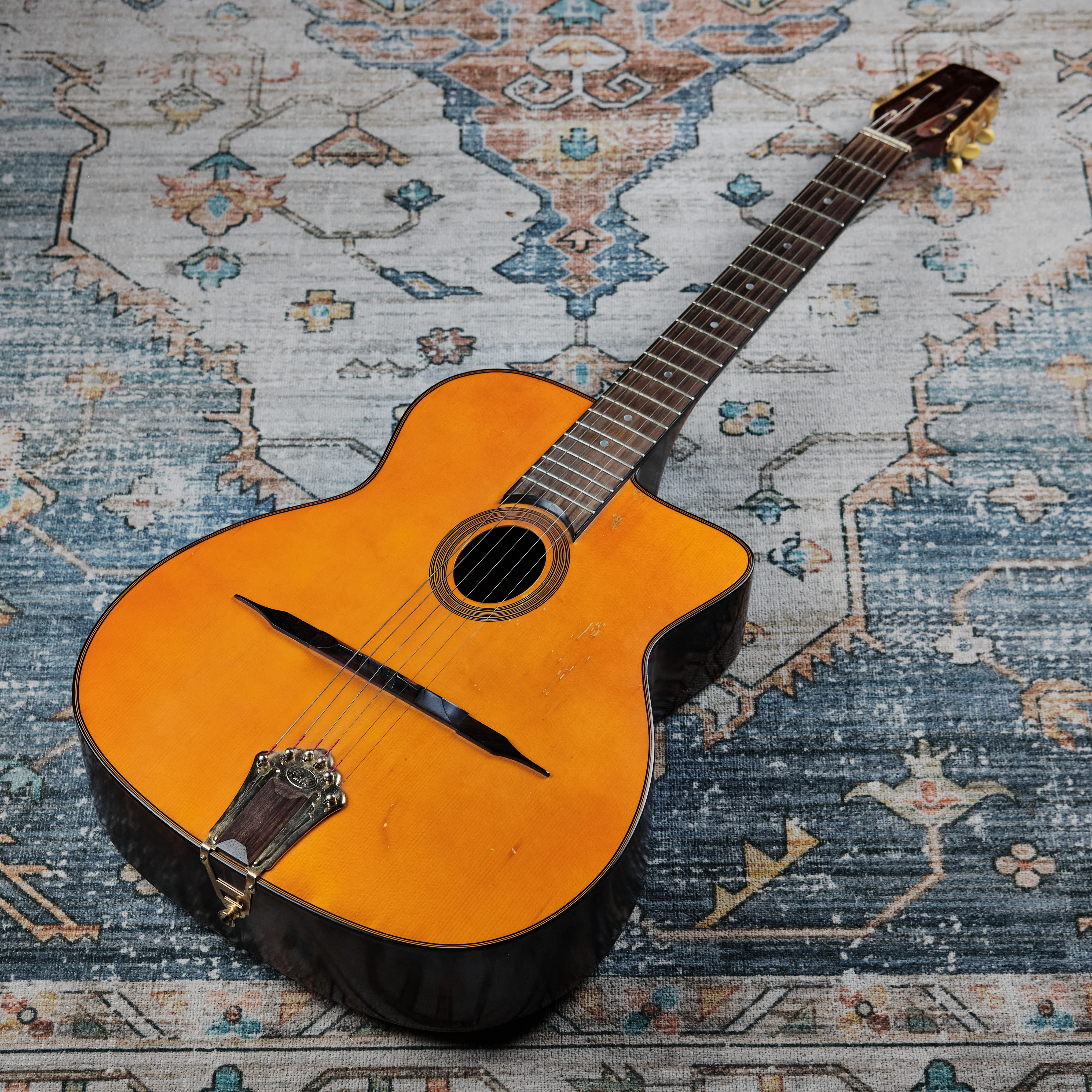 Aria MM-20 Gypsy Jazz Guitar (Second-Hand) - Image 4