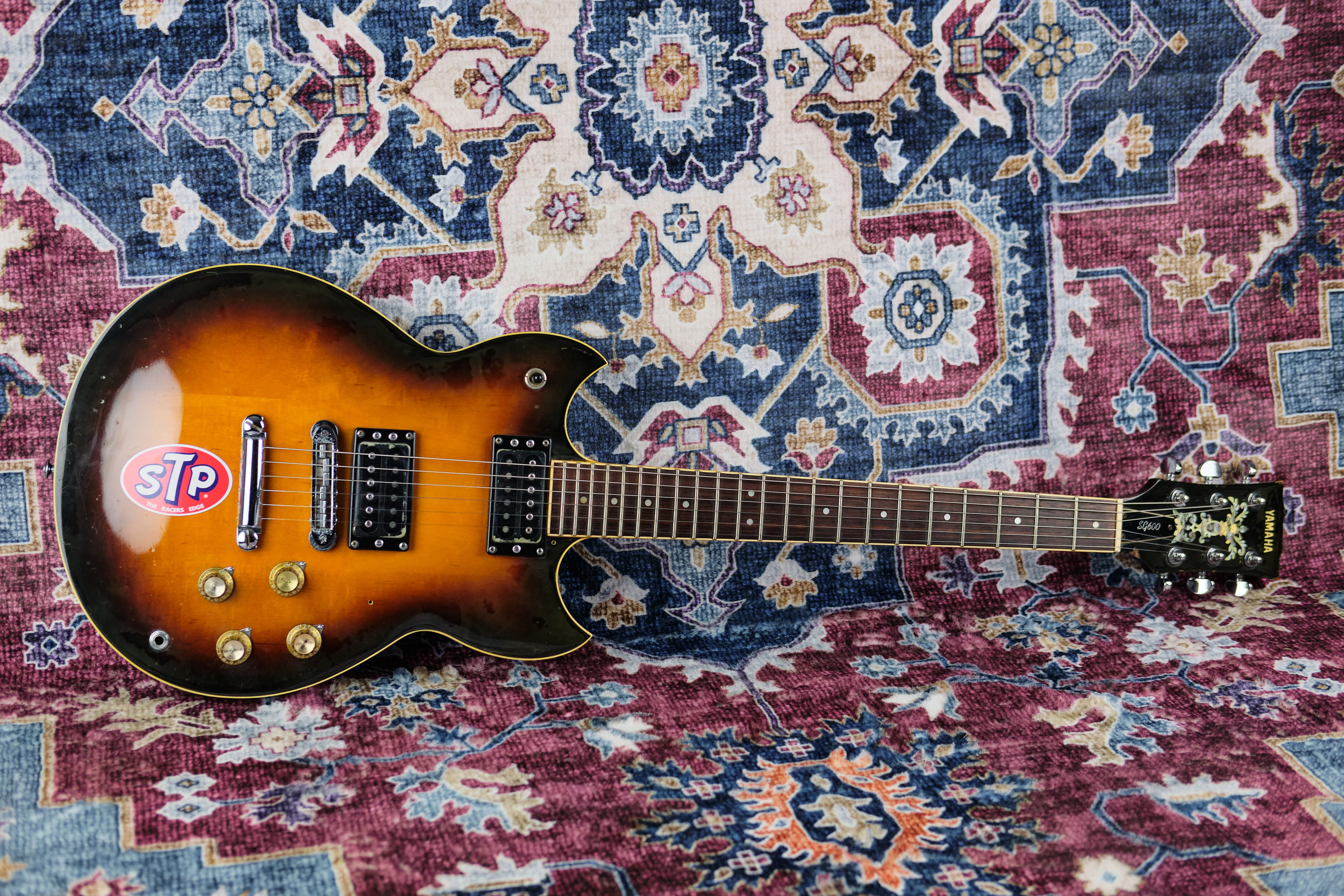 c1981 Yamaha SG600 Sunburst - Image 4