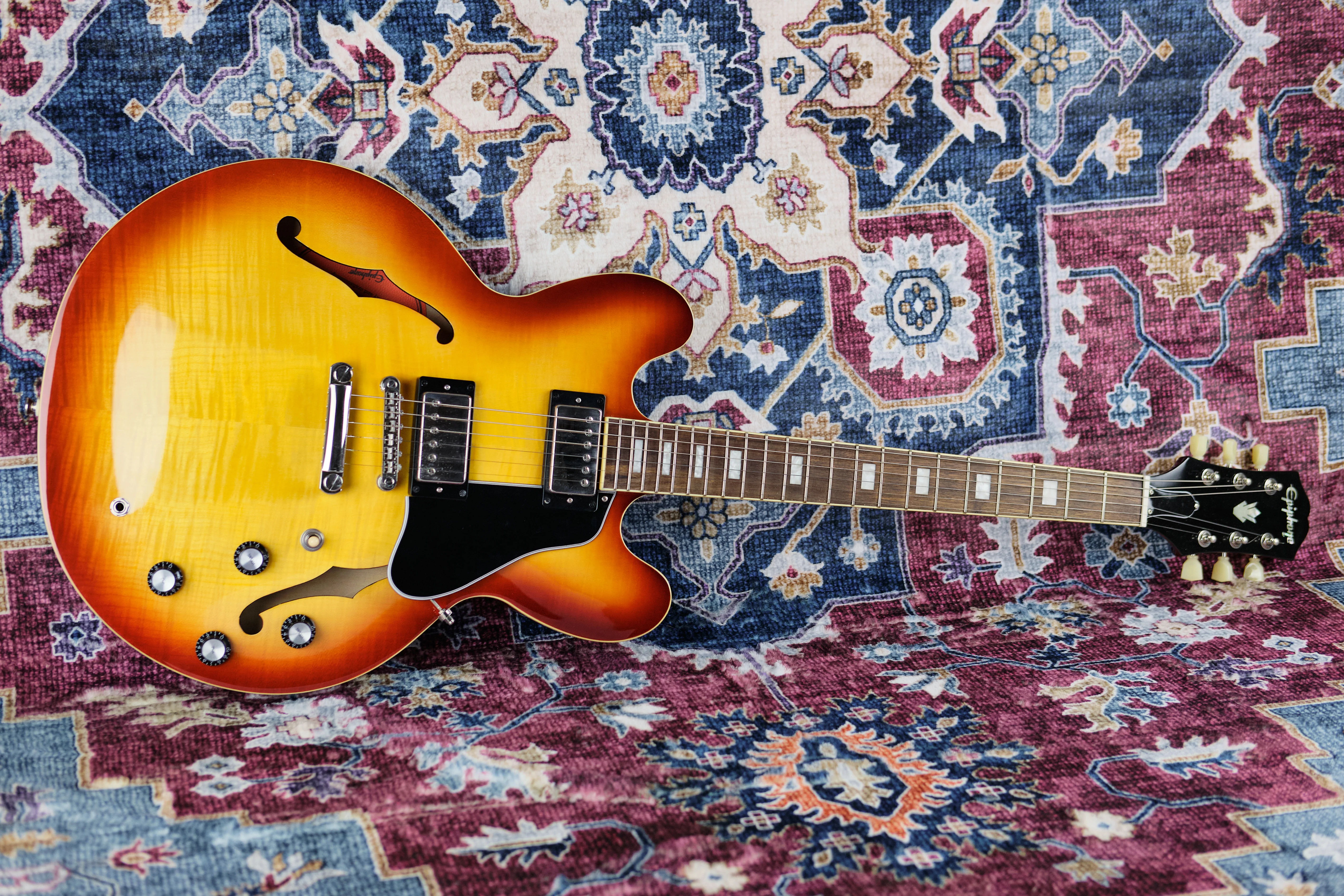 Epiphone ES-335 Figured Raspberry Tea Burst (Second-Hand) - Image 6