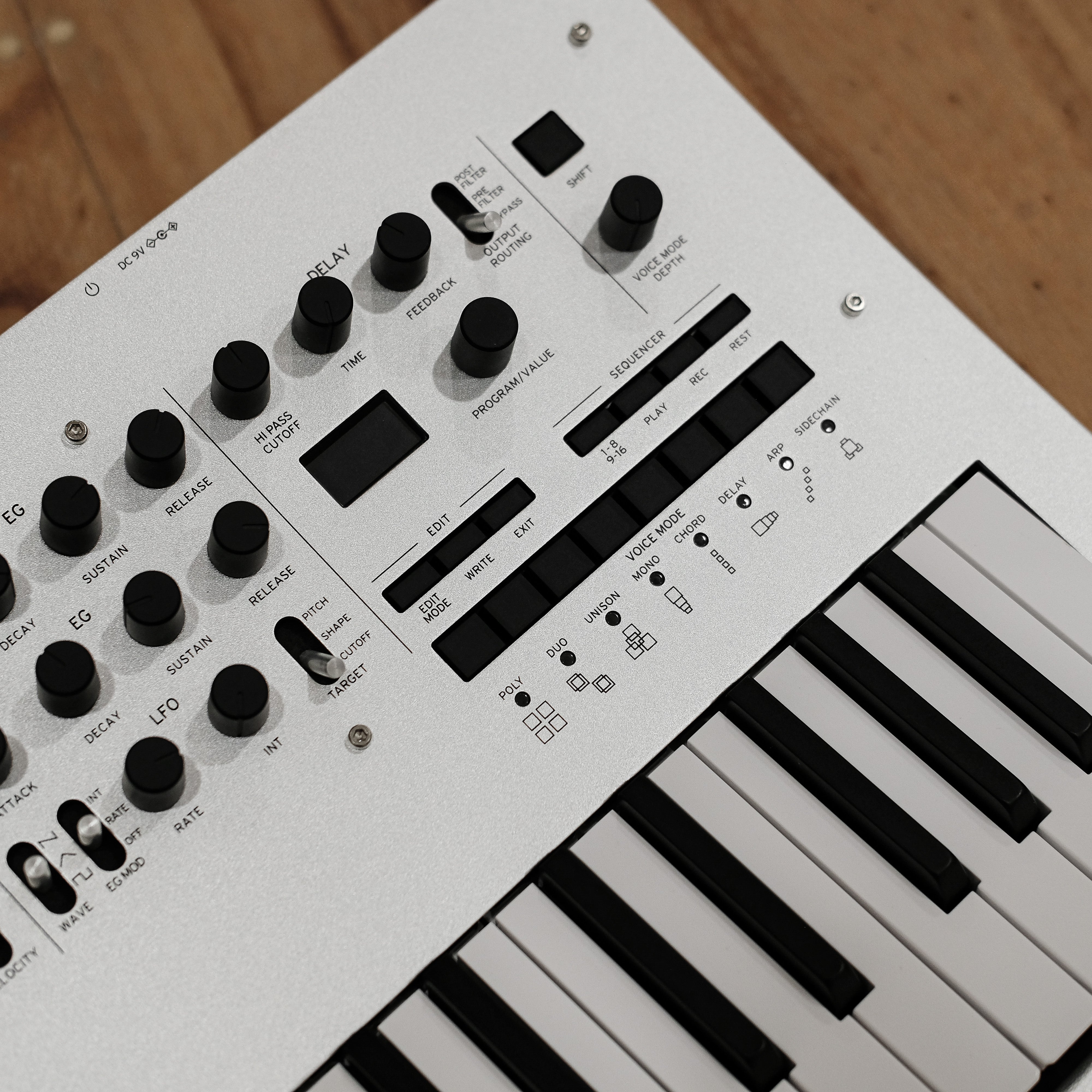Korg Minilogue Synthesizer (Second-Hand) - Image 3